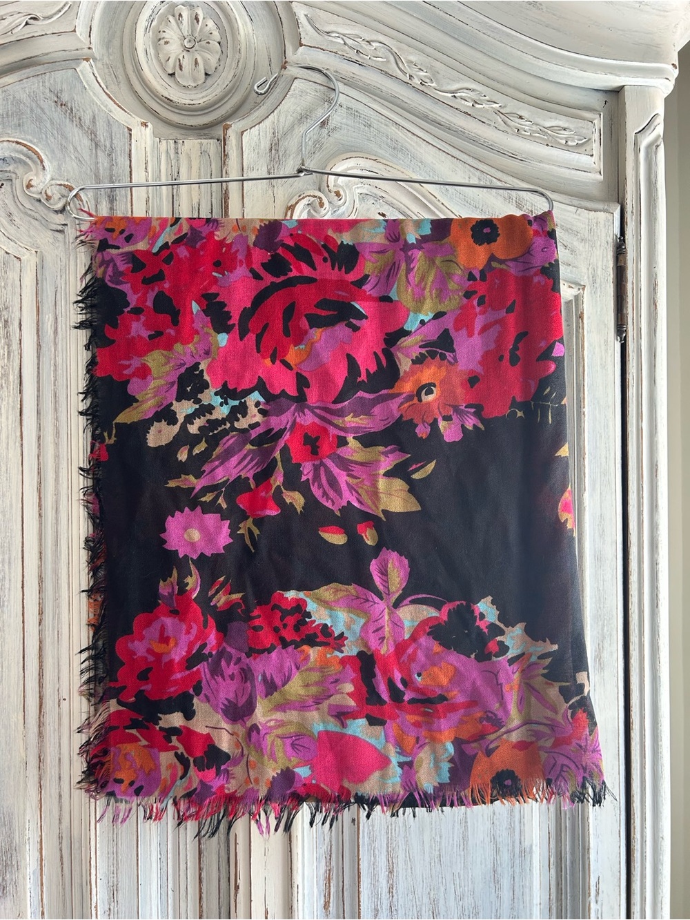 Stunning Floral Black & Pink extra large scarf